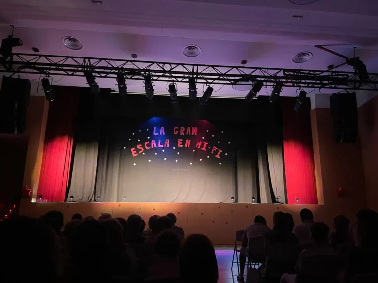 Bellvís gaudeix d’una nova edició de l’Escala en Hi-Fi amb «Un espectacle ple de màgia»