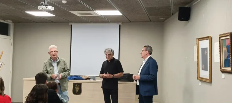 Inauguració de l’exposició “Blaumocions” de Salvador Gabarrella