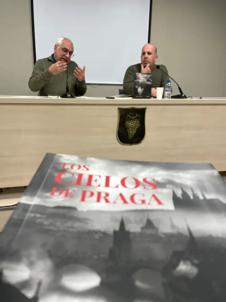 Presentació del llibre “Los cielos de Praga” de Josep Salvia Vidal