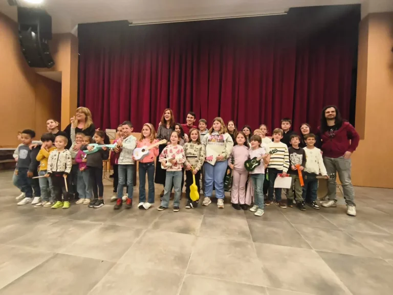 L’Escola de Música de Bellvís omple la Sala Esport amb un concert instrumental ple de talent jove