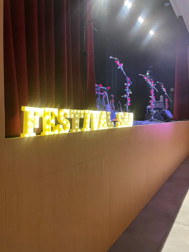 Mishima tanca el Festival Saó amb “La nit de les Roses” a Bellvís